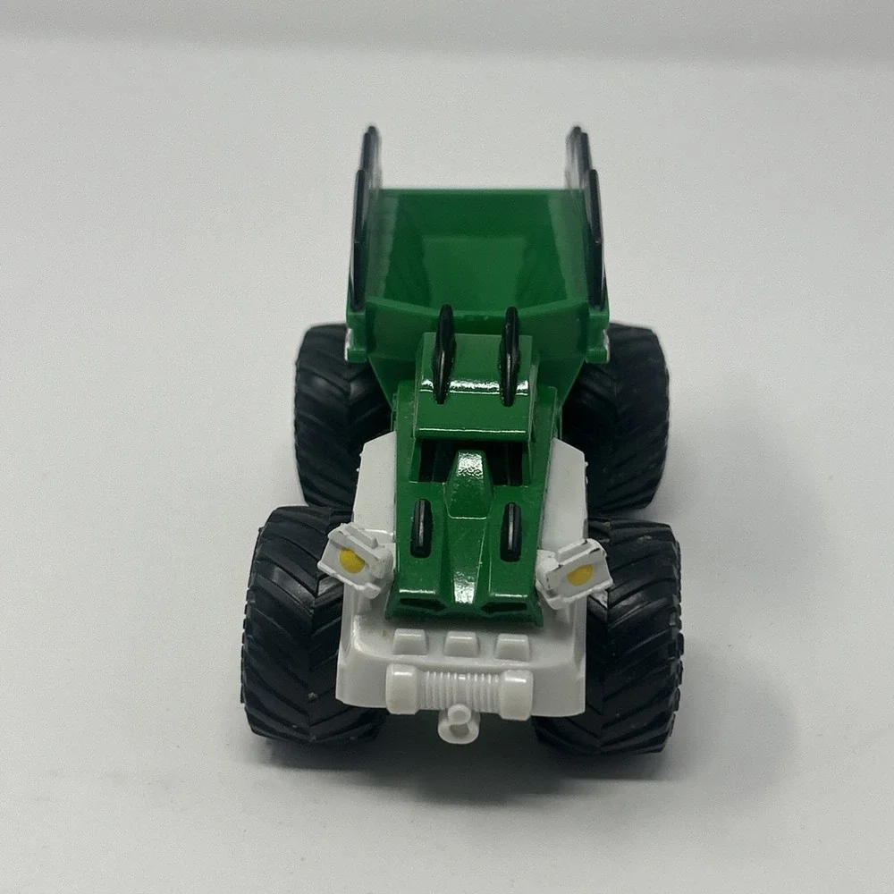 Spin Master Monster Jam Dirt Squad 